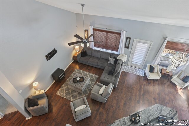 Image 13 of 35 For 15866 Redwoods Mnr