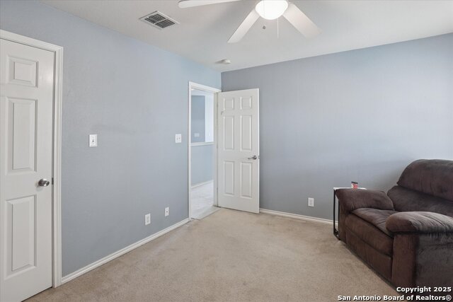 Image 31 of 35 For 15866 Redwoods Mnr