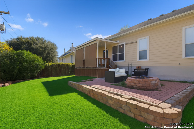 Image 34 of 35 For 15866 Redwoods Mnr