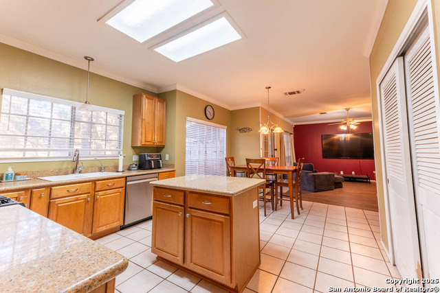 Image 10 of 27 For 5903 Cedar Path