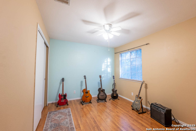 Image 23 of 27 For 5903 Cedar Path