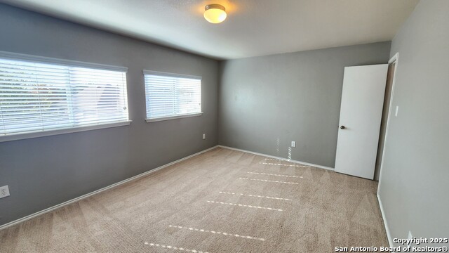 Image 19 of 31 For 10138 Emerald Sun