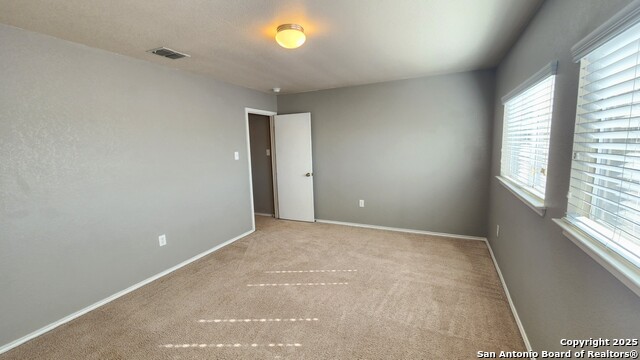 Image 20 of 31 For 10138 Emerald Sun