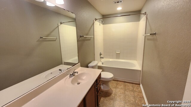 Image 26 of 31 For 10138 Emerald Sun