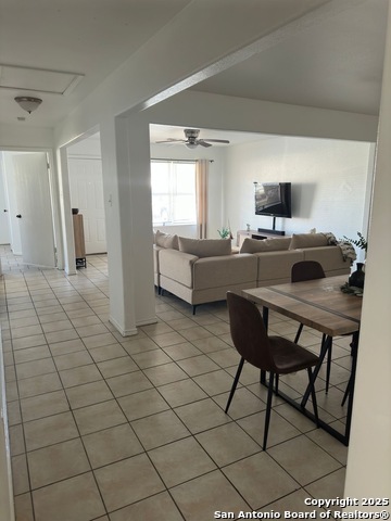 Image 2 of 9 For 7643 Oak Chase