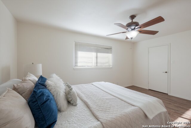 Image 15 of 25 For 13526 Carlton Oaks