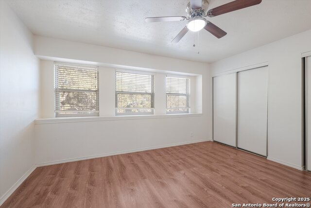 Image 19 of 25 For 13526 Carlton Oaks