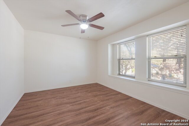 Image 20 of 25 For 13526 Carlton Oaks