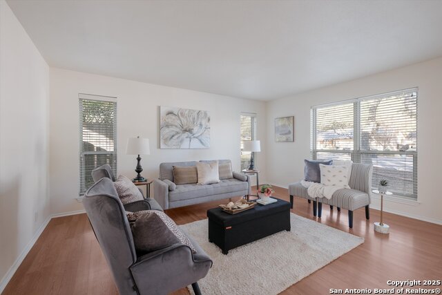 Image 4 of 25 For 13526 Carlton Oaks