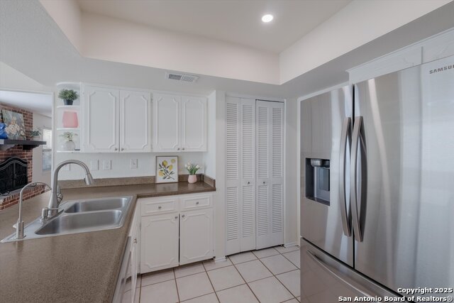 Image 8 of 25 For 13526 Carlton Oaks