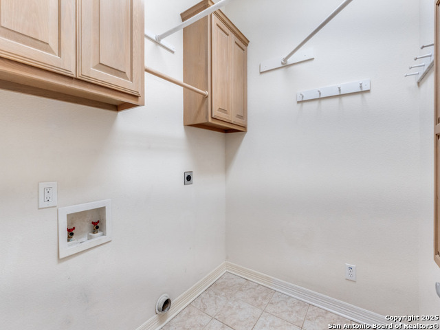 Listing photo id 11 for 18923 Las Aguas