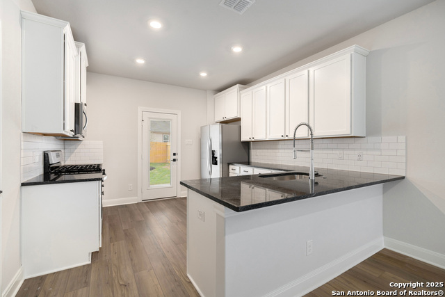 Image 3 of 10 For 6302 Monk Landing