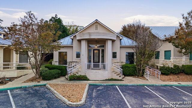 Image 21 of 46 For 15303 Huebner  3