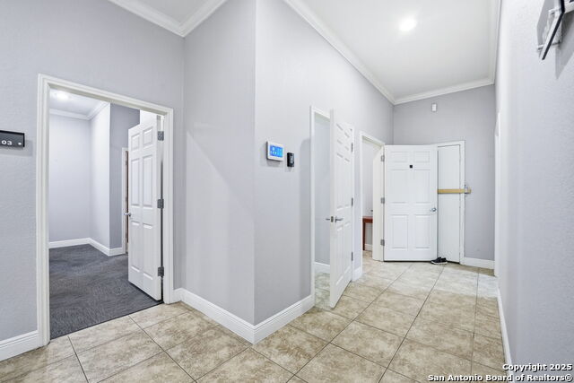 Image 27 of 46 For 15303 Huebner  3