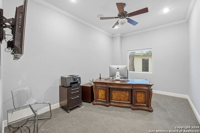 Image 40 of 46 For 15303 Huebner  3