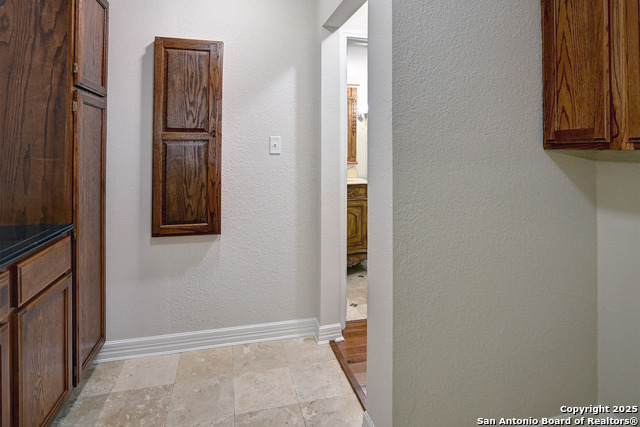 Image 21 of 38 For 7543 Beaver Tree