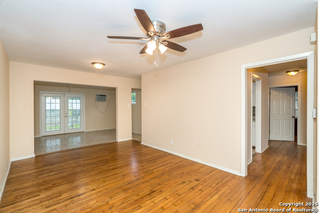 Image 12 of 39 For 239 Craigmont