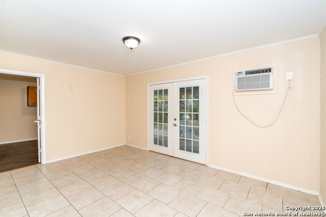 Image 15 of 39 For 239 Craigmont