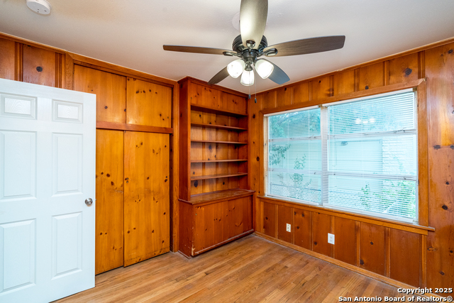 Image 28 of 39 For 239 Craigmont