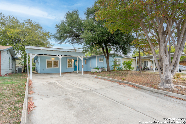 Image 3 of 39 For 239 Craigmont