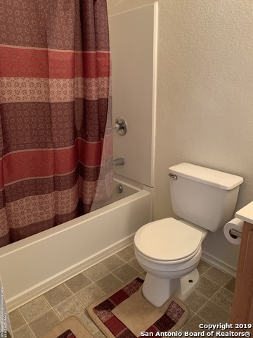 Image 17 of 20 For 7738 Windview Way