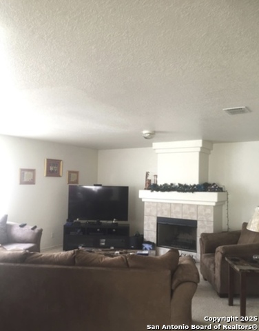 Image 19 of 20 For 7738 Windview Way