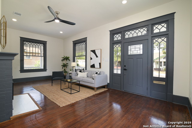 Details for 207 Loretta Pl, San Antonio, TX 78210