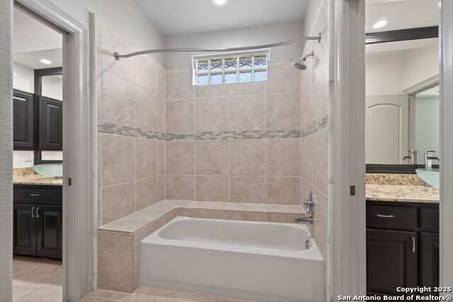 Image 53 of 69 For 1819 My Anns Hill