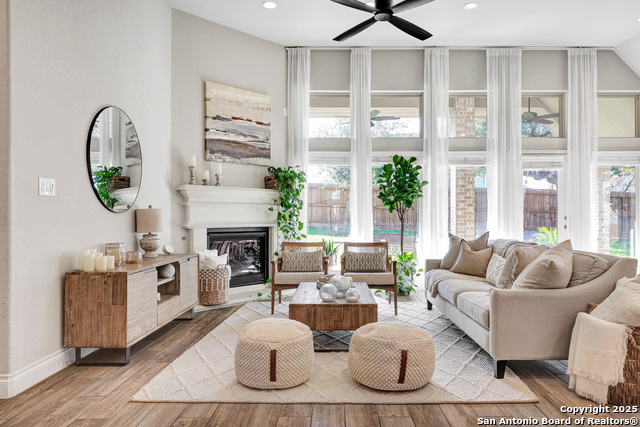 Image 12 of 49 For 28453 Shailene Dr