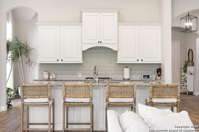 Image 22 of 49 For 28453 Shailene Dr