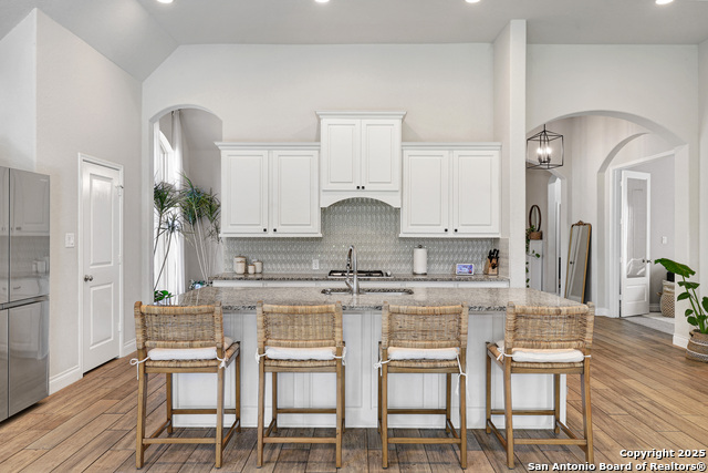 Image 23 of 49 For 28453 Shailene Dr