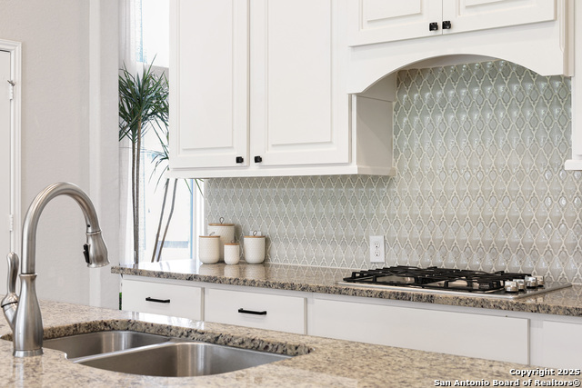 Image 24 of 49 For 28453 Shailene Dr