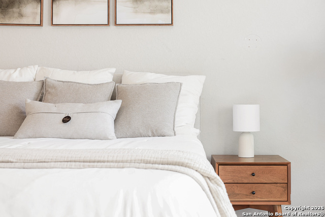 Image 30 of 49 For 28453 Shailene Dr