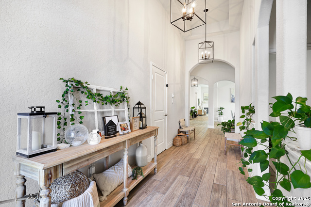 Image 4 of 49 For 28453 Shailene Dr