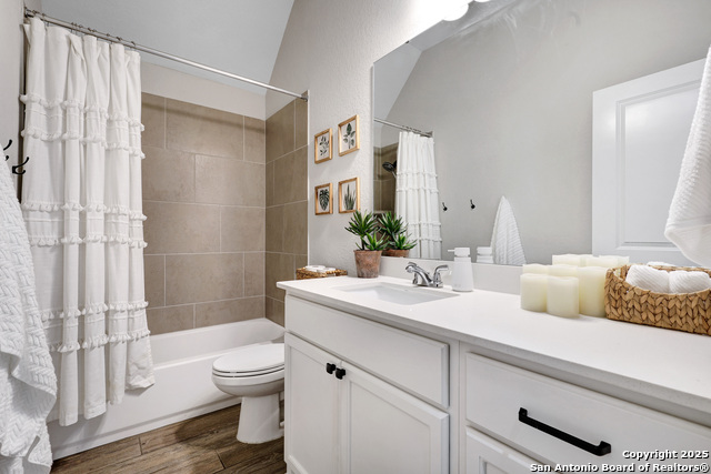 Image 40 of 49 For 28453 Shailene Dr