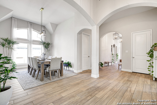 Image 6 of 49 For 28453 Shailene Dr