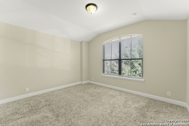 Image 17 of 20 For 929 Resaca