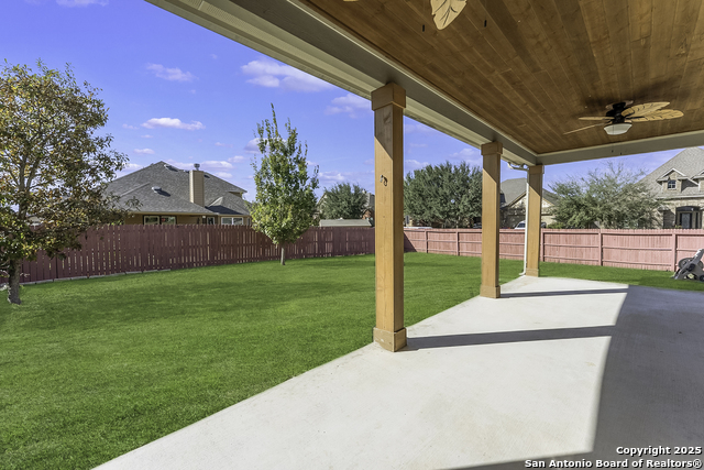 Image 18 of 20 For 929 Resaca