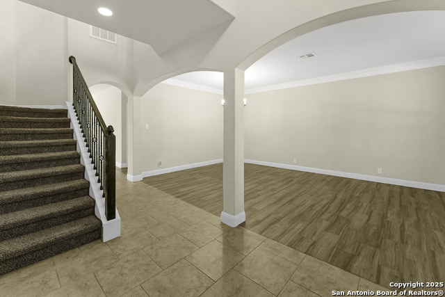 Image 4 of 20 For 929 Resaca