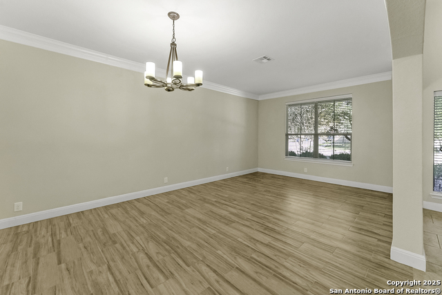 Image 5 of 20 For 929 Resaca