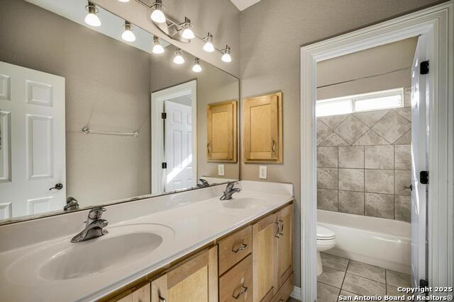 Image 28 of 33 For 3439 Monterrey Oak