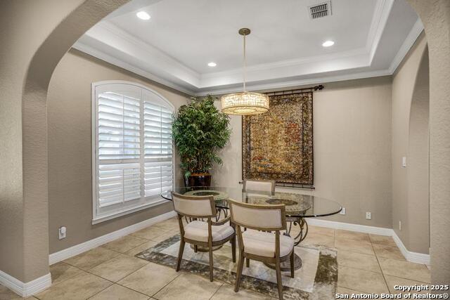 Image 5 of 33 For 3439 Monterrey Oak