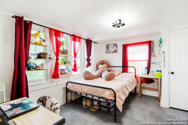 Image 13 of 22 For 136 John Page