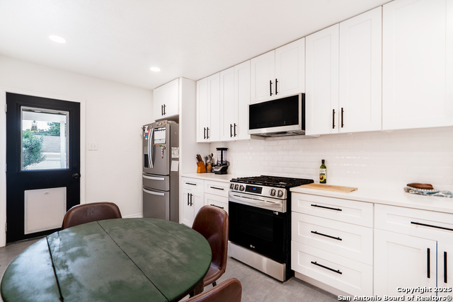 Image 14 of 22 For 136 John Page