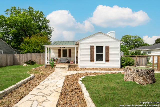 Image 2 of 22 For 136 John Page