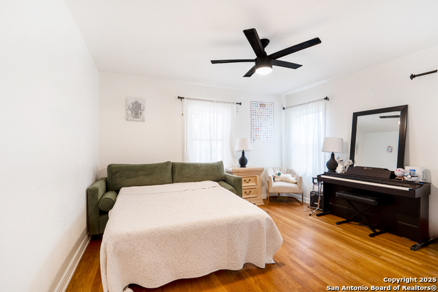 Image 22 of 22 For 136 John Page