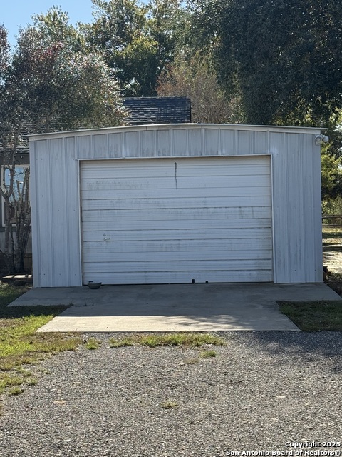 Image 13 of 20 For 609 County Road 372