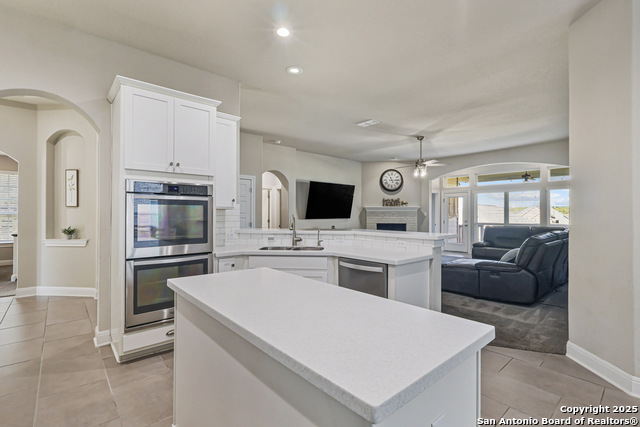 Image 15 of 39 For 955 Vista Serena