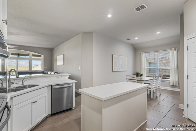 Image 16 of 39 For 955 Vista Serena