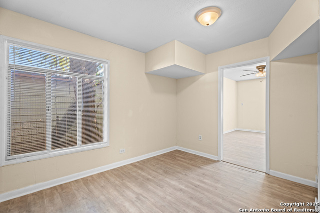 Image 13 of 24 For 1538 Thorain